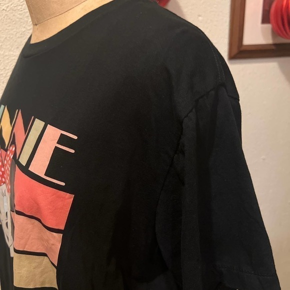 Women's Minnie Mouse Black Crew Neck T-shirt Size XL - Picture 6 of 10